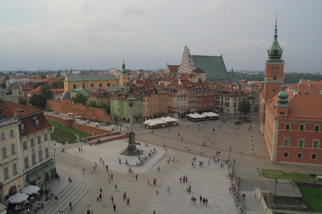 Jakie dzielnice Warszawy mają wyjątkową historię?