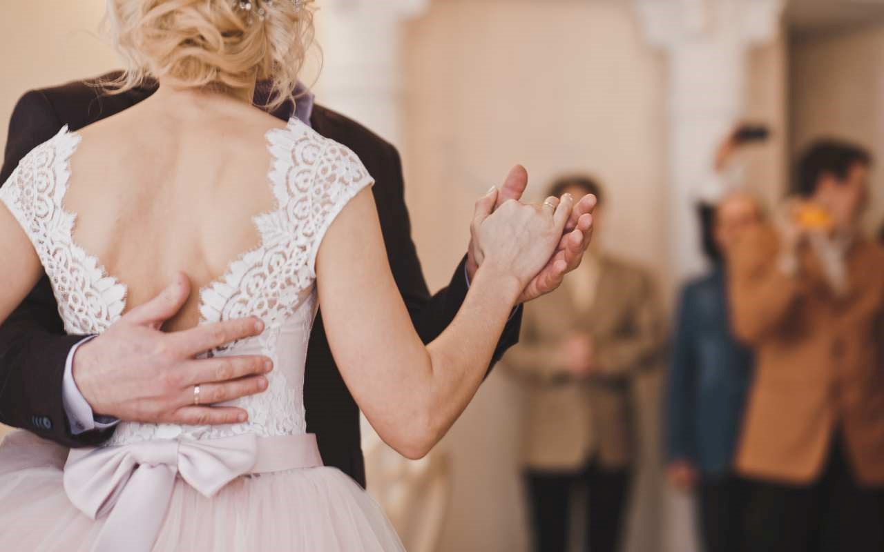 Suknia ślubna – jaka będzie idealna?