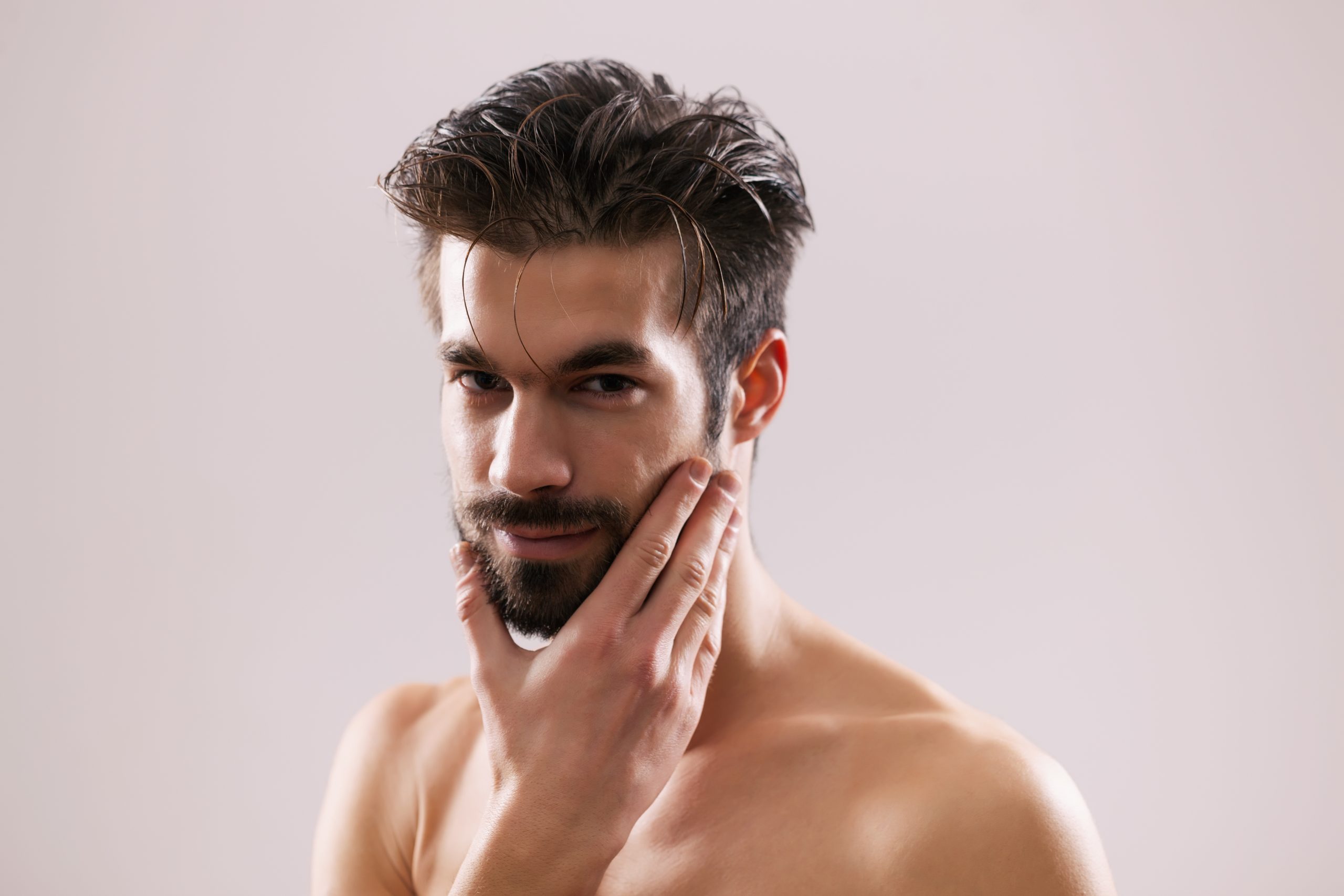 Jakie kosmetyki posłużą pielęgnacji brody na każdy dzień?